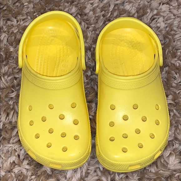 crocs poshmark